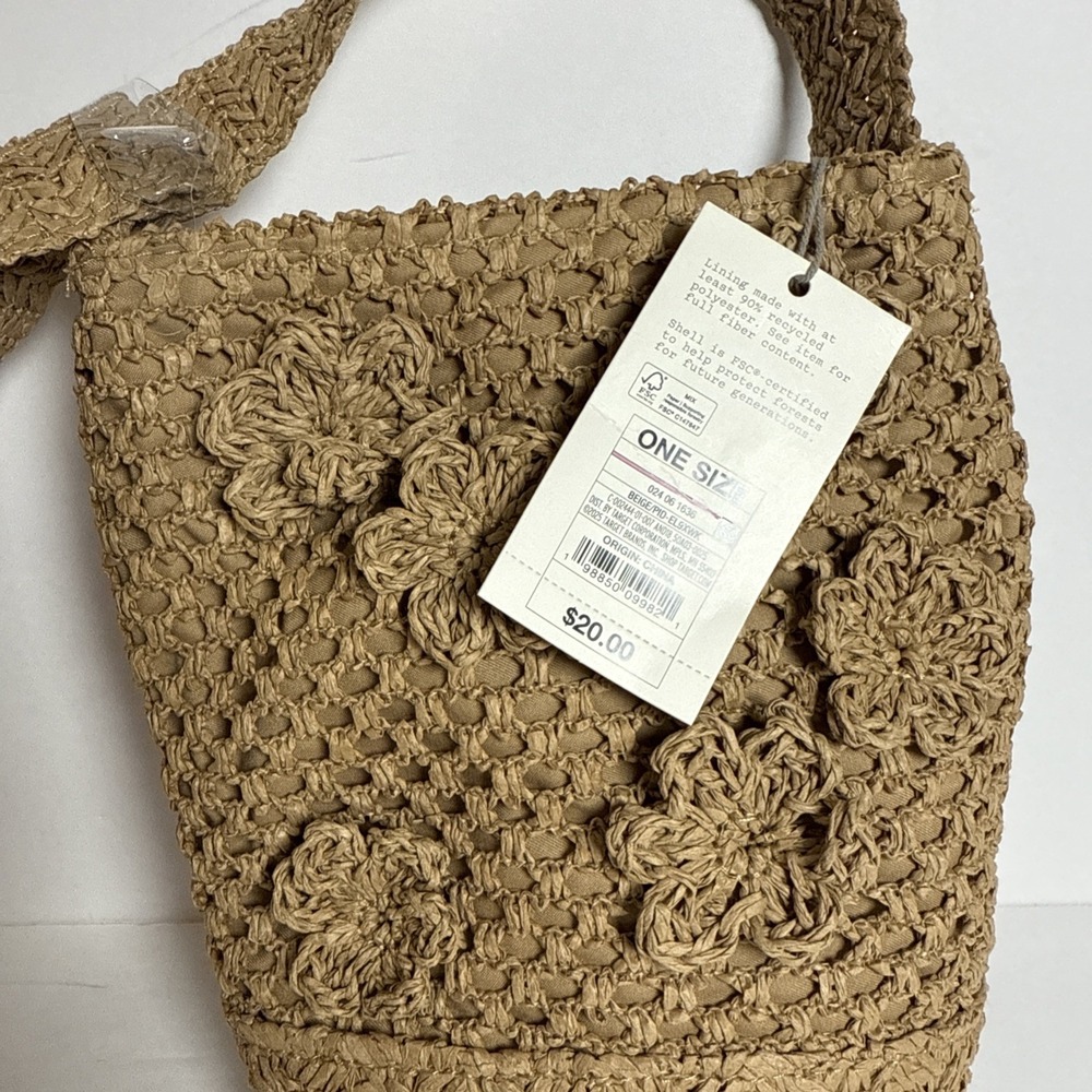 A NEW DAY Woven Paper Straw Bucket Bag | Flower Trim in Beige NWT - Picture 2 of 4